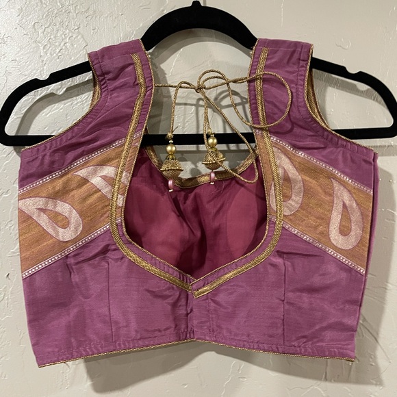 SAREE - Picture 3 of 5